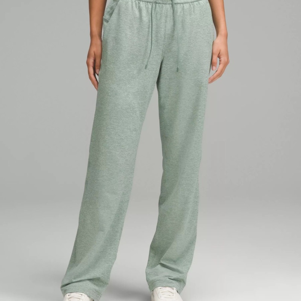 New lululemon athletica soft jersey straight leg pants